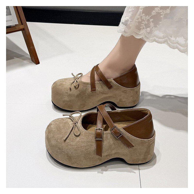 Street Fashion Shoes - Sapatos Femininos Nova Moda Luxuosos Respiráveis