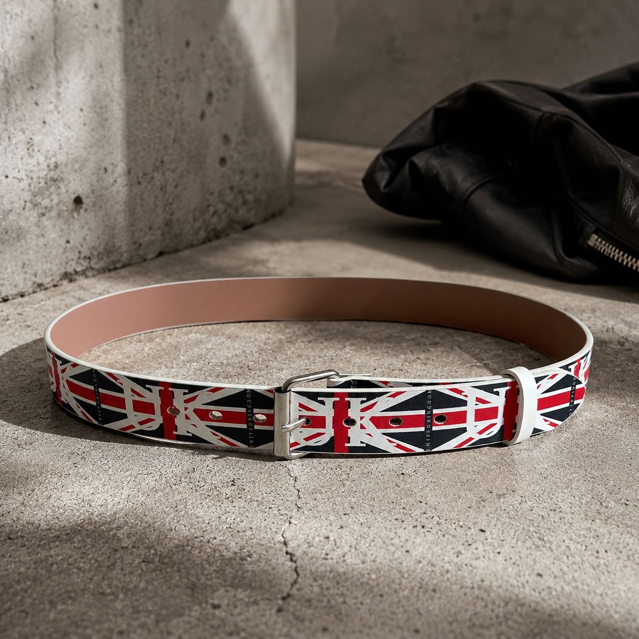Cinto com Estampa da Bandeira  - Street Fashion Uk avaliação e preço
