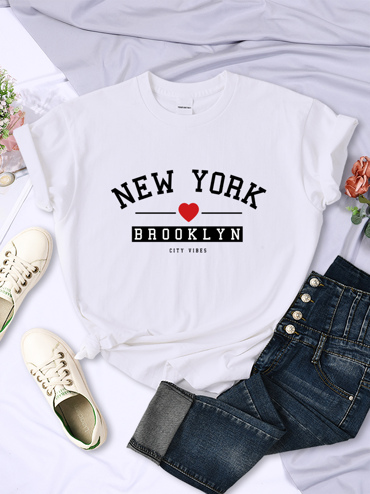Camiseta com Estampa de Letras - Street Fashion New York avaliação e preço